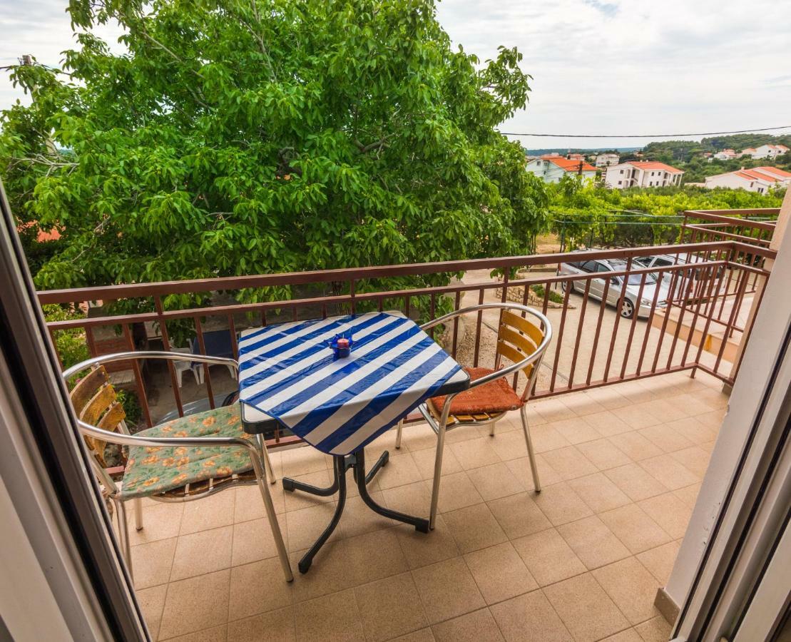 689 Banjol Apartment Exterior photo